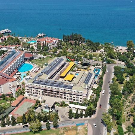 קמר Crystal De Luxe Resort & Spa מראה חיצוני תמונה