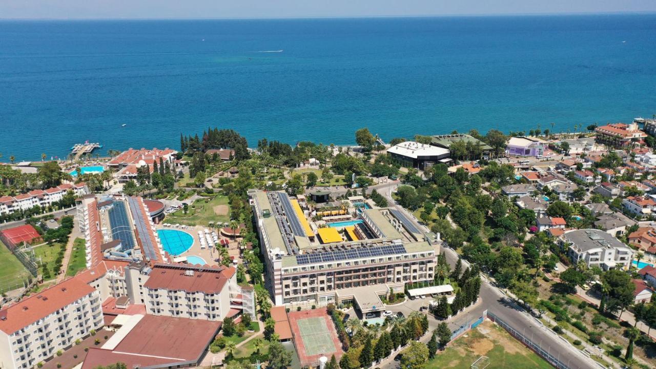 קמר Crystal De Luxe Resort & Spa מראה חיצוני תמונה