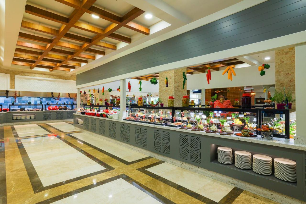קמר Crystal De Luxe Resort & Spa מראה חיצוני תמונה