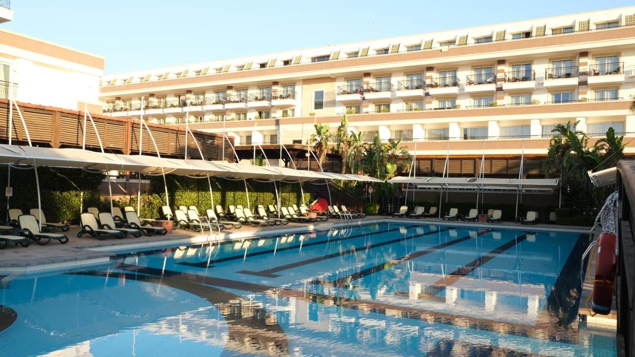 קמר Crystal De Luxe Resort & Spa מראה חיצוני תמונה
